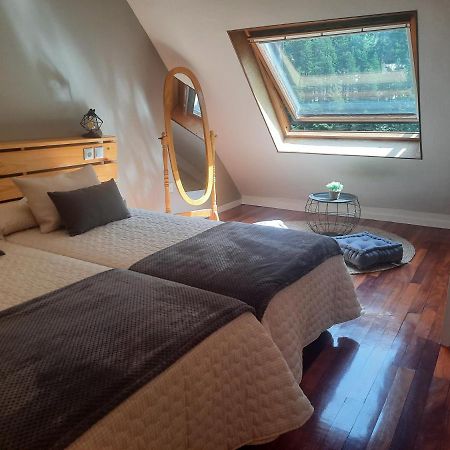 Acogedor y cálido apartamento con vistas a la montaña Canfranc Exterior foto