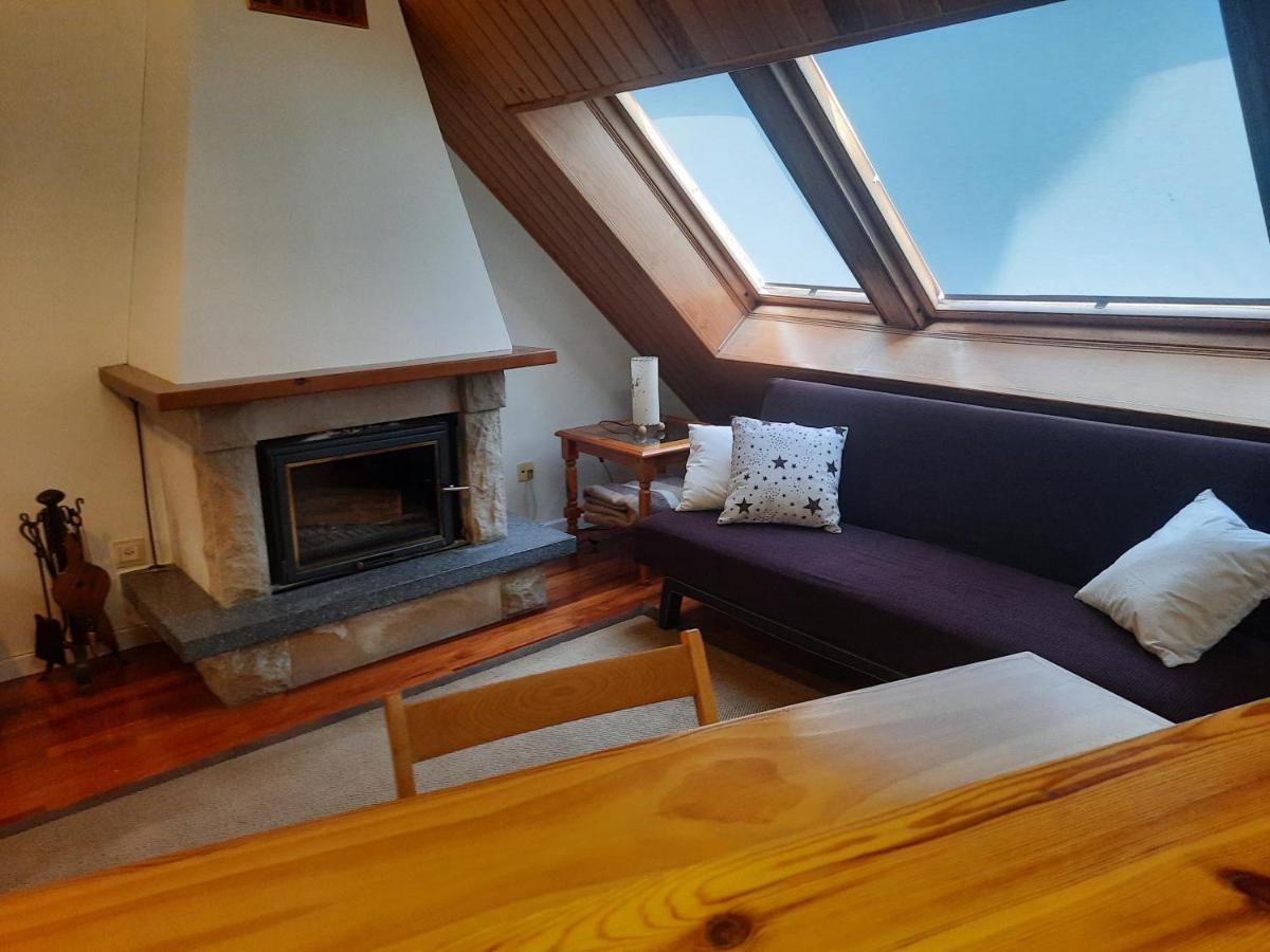 Acogedor y cálido apartamento con vistas a la montaña Canfranc Exterior foto