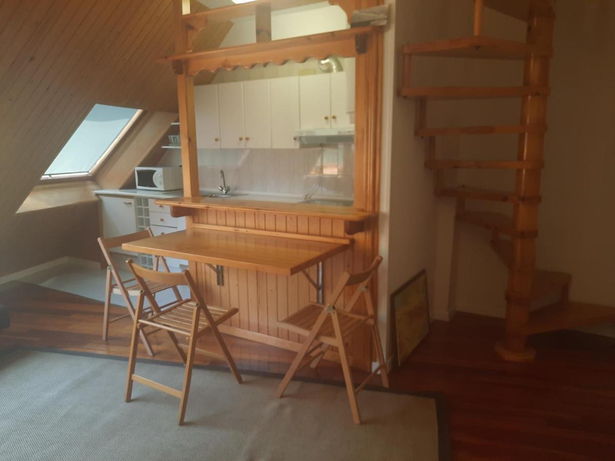 Acogedor y cálido apartamento con vistas a la montaña Canfranc Exterior foto