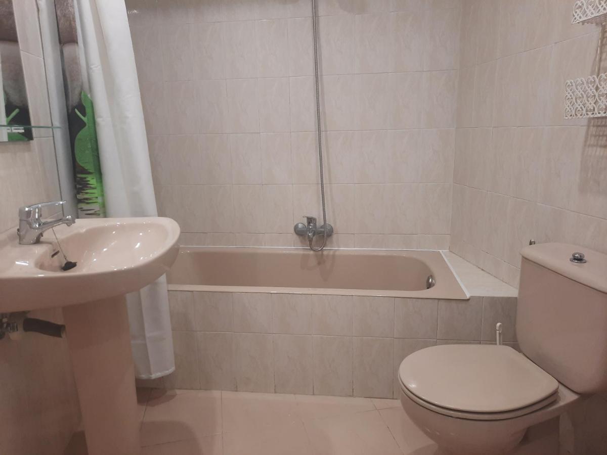 Acogedor y cálido apartamento con vistas a la montaña Canfranc Exterior foto